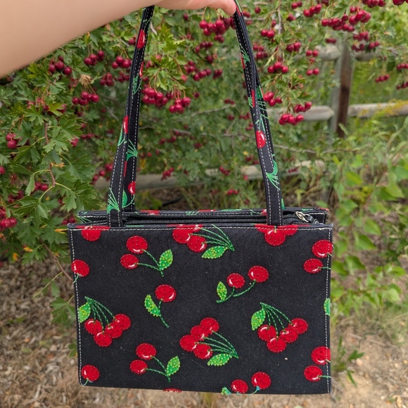 Unbranded darling Cherry 🍒 Purse - Picture 1 of 11